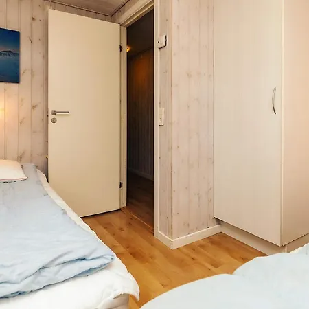 4 Star In Vaeggerlose *